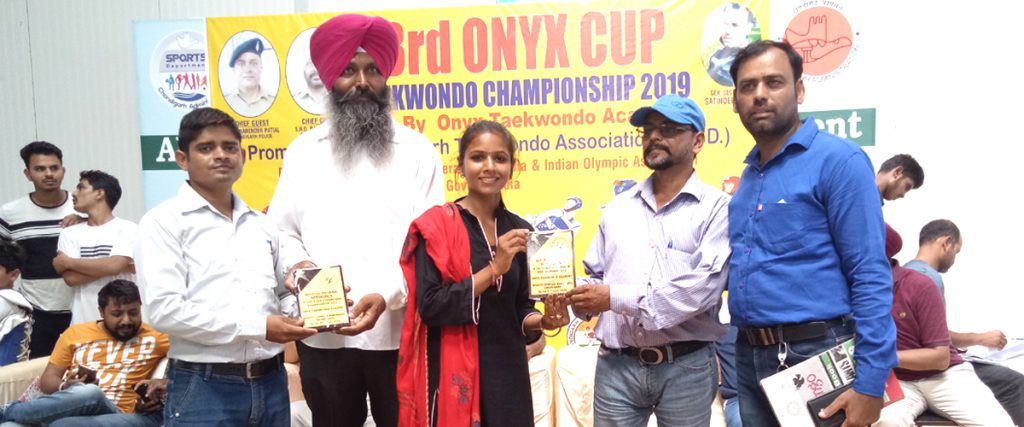 Master Sunil Kumar and Meenu Kumari awarded in chandigarh for best trainer